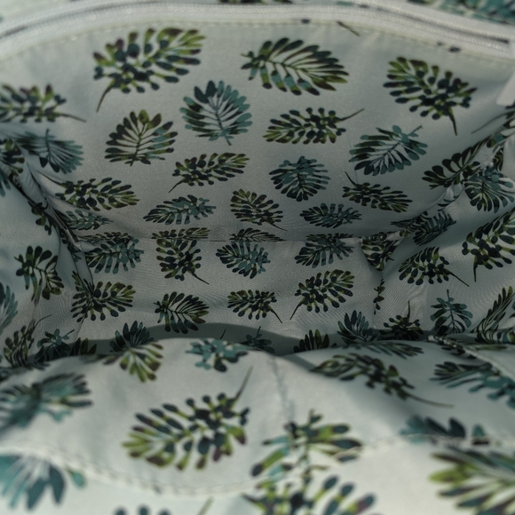 Vera Bradley Backpack EUC - Picture 9 of 9